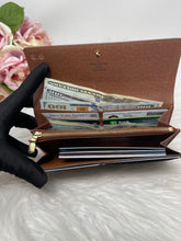 Load image into Gallery viewer, Sarah Wallet SKU6331
