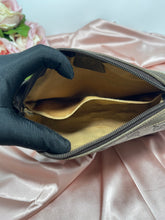 Load image into Gallery viewer, Gucci Pouch SKU6225