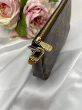 Load image into Gallery viewer, Pochette Accesories SKU6250