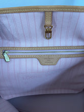 Load image into Gallery viewer, Neverfull MM Azur SKU6288