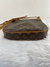 Load image into Gallery viewer, Odeon PM Monogram SKU726