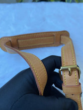 Load image into Gallery viewer, Saumur 30 SKU806