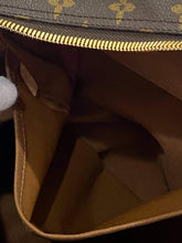 Load image into Gallery viewer, Eole Trolley Rolling Duffel Bag 60 Monogram