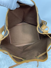 Load image into Gallery viewer, Petit Neo SKU1535