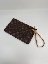 Load image into Gallery viewer, Neverfull MM Pivione SKU1505