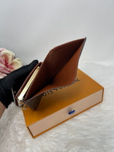 Load image into Gallery viewer, Kisslock Wallet SKU6355