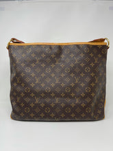 Load image into Gallery viewer, Delightful MM Monogram