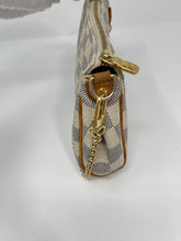 Load image into Gallery viewer, Eva Azur SKU1300