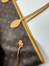 Load image into Gallery viewer, Neverfull GM Monogram