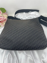 Load image into Gallery viewer, Dior Messenger SKU6254