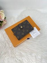 Load image into Gallery viewer, Kisslock Wallet SKU6355