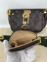 Load image into Gallery viewer, MULTI POCHETTE SKU1239