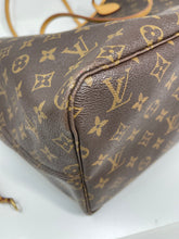 Load image into Gallery viewer, Neverfull GM Pivione SKU1000