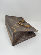 Load image into Gallery viewer, On The Go MM Reverse SKU1173