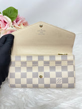 Load image into Gallery viewer, Sarah Envelope Azur SKU6334