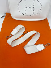 Load image into Gallery viewer, Hermes Evelyne I SKU901
