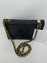 Load image into Gallery viewer, Chanel Chain Single Flap Vintage