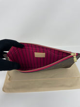 Load image into Gallery viewer, Neverfull Pouch MM Pivione