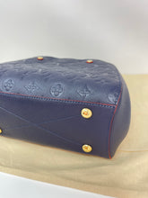 Load image into Gallery viewer, Montaigne Empreinte BB SKU1277