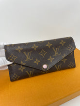 Load image into Gallery viewer, Josephine Wallet Pink