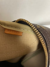Load image into Gallery viewer, Evasion Travel Bag Monogram