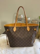 Load image into Gallery viewer, Neverfull MM Mimoza SKU6006
