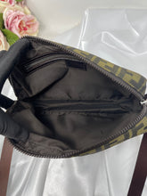 Load image into Gallery viewer, Fendi SKU6255