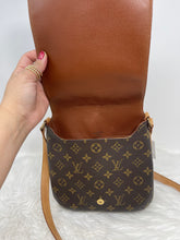 Load image into Gallery viewer, Louis Vuitton Musette Salsa SKU6140