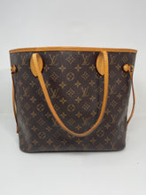 Load image into Gallery viewer, Neverfull MM Cherry Red SKU1177
