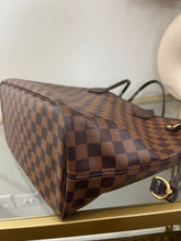 Load image into Gallery viewer, Neverfull MM DE SKU6292