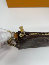 Load image into Gallery viewer, Eva Monogram SKU1197