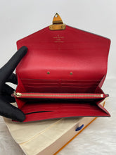 Load image into Gallery viewer, Pallas Wallet Red SKU6152