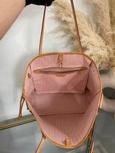 Load image into Gallery viewer, Neverfull MM Azur SKU6288