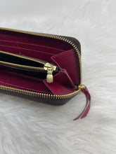 Load image into Gallery viewer, Clemence Fushia SKU6146