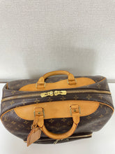 Load image into Gallery viewer, Evasion Travel Bag Monogram