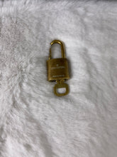 Load image into Gallery viewer, Pegase 45 Monogram SKU811