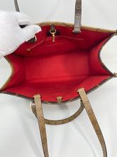 Load image into Gallery viewer, On The Go MM Reverse SKU1173