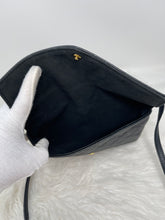 Load image into Gallery viewer, Twinset Crossbody SKU1547