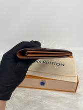 Load image into Gallery viewer, Sarah Wallet SKU6143