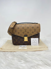 Load image into Gallery viewer, Pochette Metis Reverse SKU6020