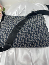 Load image into Gallery viewer, Dior Messenger SKU6253