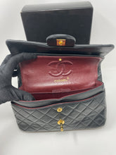 Load image into Gallery viewer, Chanel Double Flap Small Black