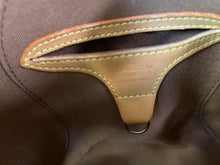 Load image into Gallery viewer, Elipse PM Monogram SKU705