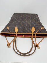 Load image into Gallery viewer, Neverfull MM Cherry Red SKU1177