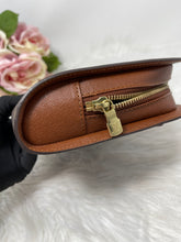 Load image into Gallery viewer, Orsay Clutch SKU6337