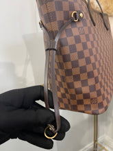 Load image into Gallery viewer, Neverfull MM DE SKU6292