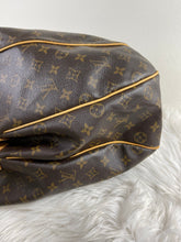 Load image into Gallery viewer, Galleria GM Monogram SKU702