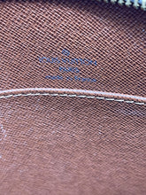 Load image into Gallery viewer, Drouot Crossbody SKU1539