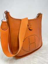 Load image into Gallery viewer, Hermes Evelyne II GM