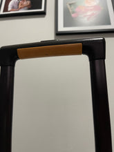 Load image into Gallery viewer, Business Pegase 50 SKU6287
